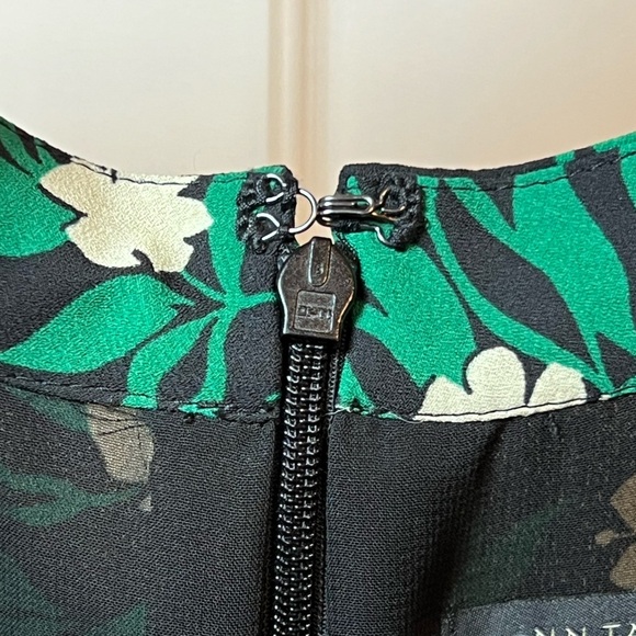 ANN TAYLOR GREEN MIXED FLORAL FLARE DRESS SIZE 8 - Picture 9 of 9